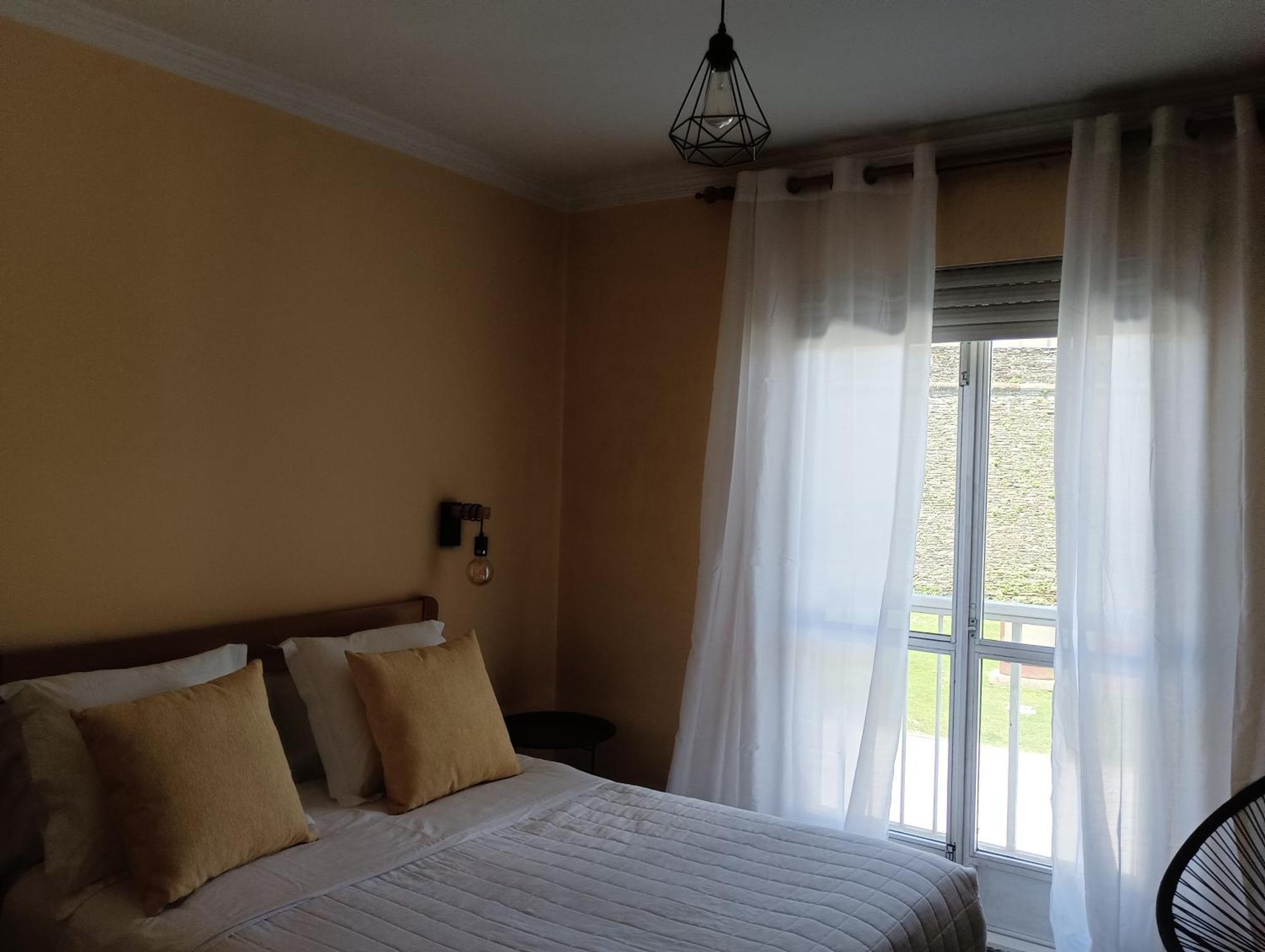 Hostal Pension Mar De Plata Lugo Extérieur photo