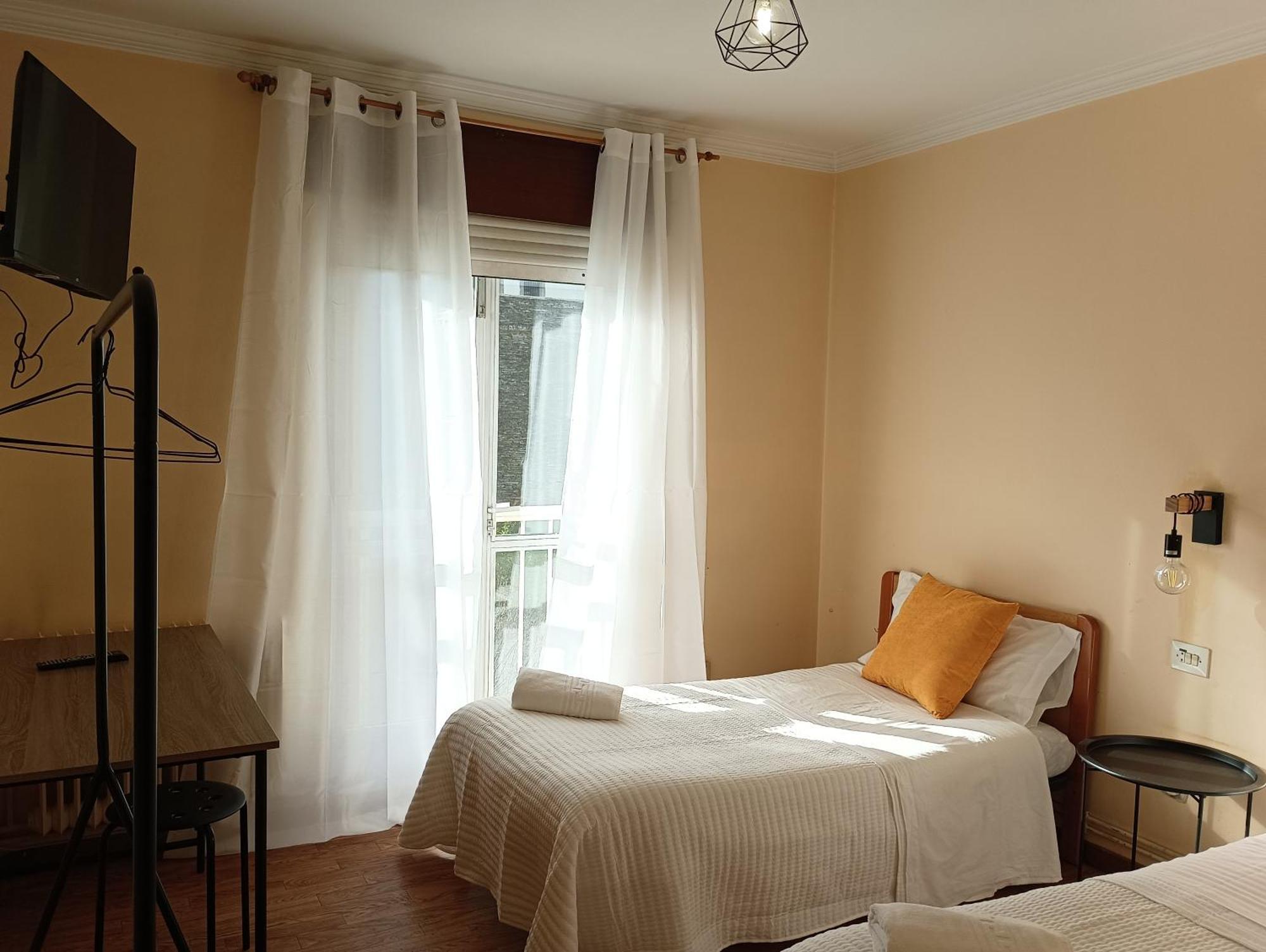 Hostal Pension Mar De Plata Lugo Extérieur photo